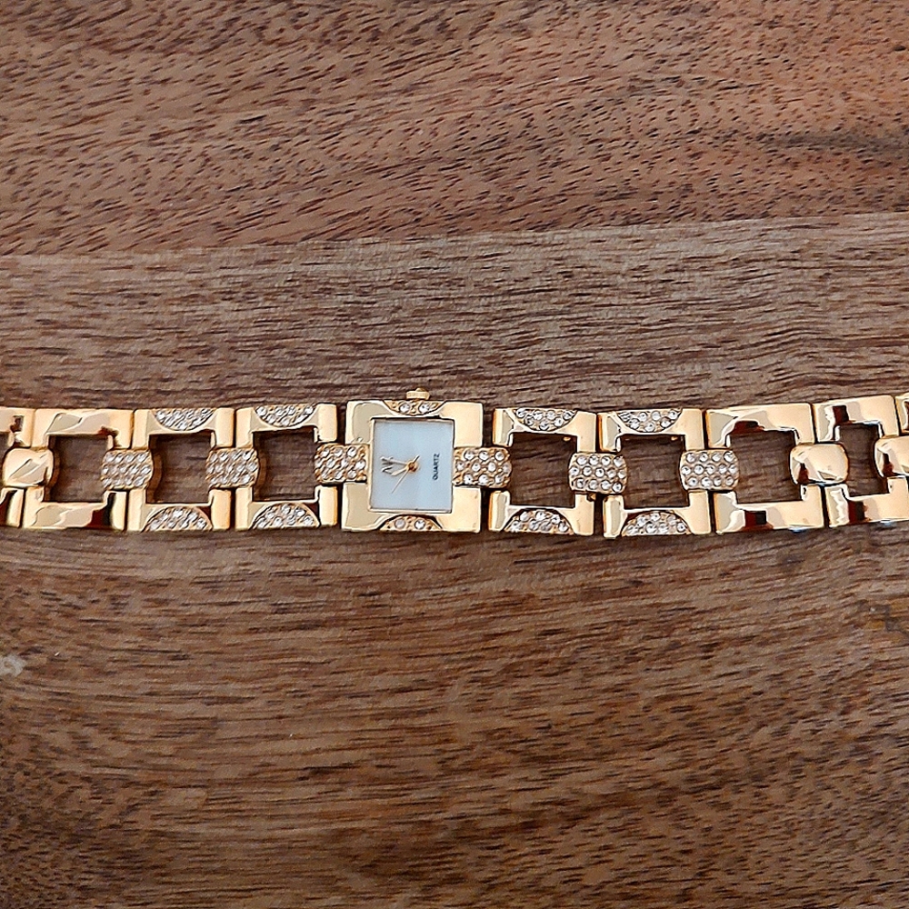 Women's Gold Tone Watch